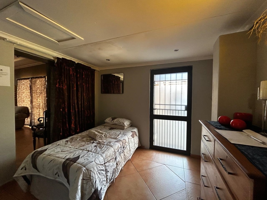 6 Bedroom Property for Sale in Sasol Free State